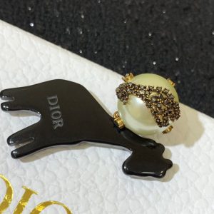 Dior Earrings - Image 4