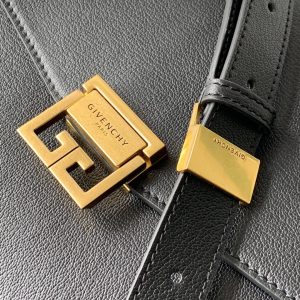 Givenchy GV3 - Image 8