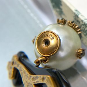 Dior Earrings - Image 4