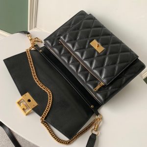 Givenchy GV3 - Image 5