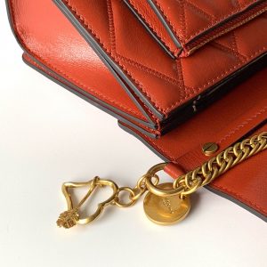 Givenchy GV3 - Image 6