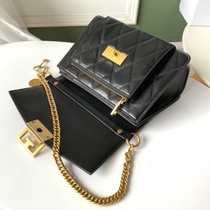 Givenchy GV3 - Image 7