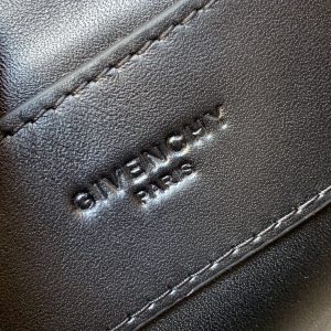 Givenchy NANO POCKET - Image 3