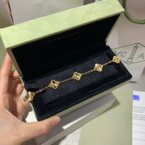 Van Cleef & Arpels Necklace - Image 9