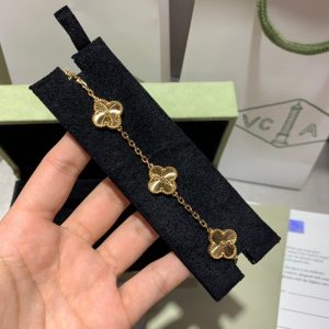 Van Cleef & Arpels Necklace - Image 8