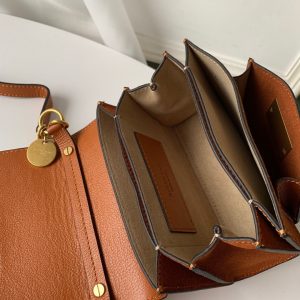 Givenchy GV3 - Image 4