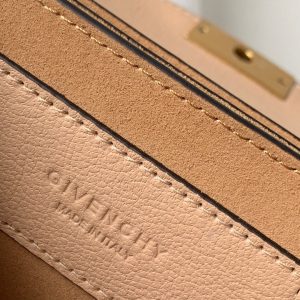 Givenchy GV3 - Image 4