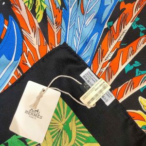 Hermès Scarf - Image 6