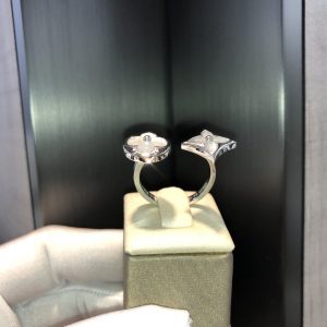 Louis Vuitton Ring - Image 7