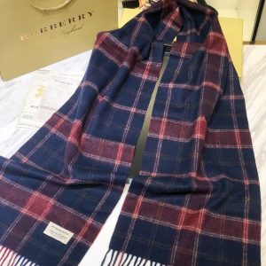 Burberry Scarf - Image 8