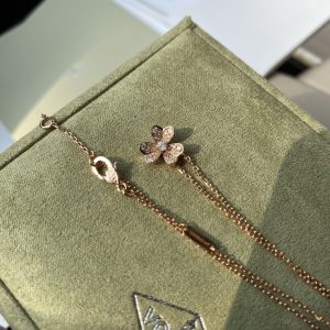 Van Cleef & Arpels Necklace - Image 5