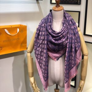 Louis Vuitton Scarf - Image 3