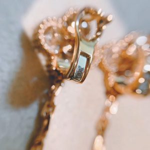 Van Cleef & Arpels Earrings - Image 5