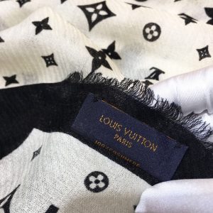 Louis Vuitton Scarf - Image 7