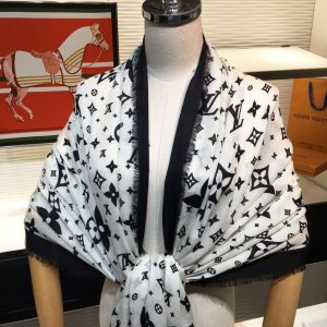 Louis Vuitton Scarf - Image 4
