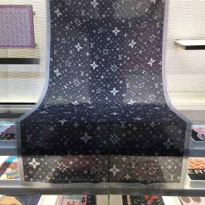 Louis Vuitton Scarf - Image 3