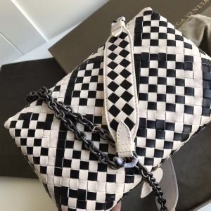 BOTTEGA VENETA BABY OLIMPIA BAG - Image 9