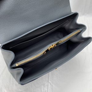 Céline Shoulder Bags - Image 4