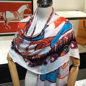 Louis Vuitton Scarf - Image 4