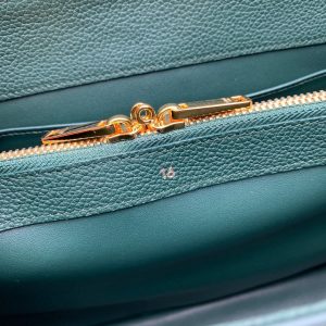 Céline Shoulder Bags - Image 3