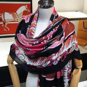 Louis Vuitton Scarf - Image 3