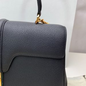 Céline Shoulder Bags - Image 9