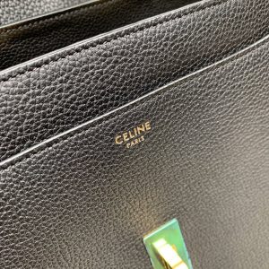 Céline Shoulder Bags - Image 4