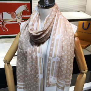 Louis Vuitton Scarf - Image 5