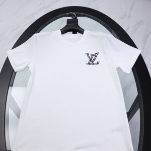 Louis Vuitton T-shirts - Image 9