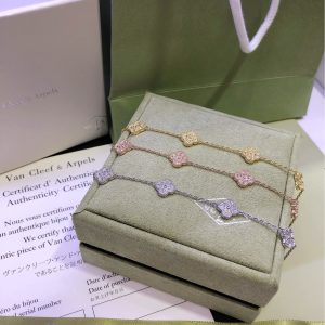 Van Cleef & Arpels Bracelet - Image 4