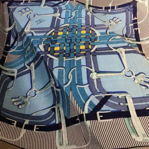 Hermès Scarf - Image 5