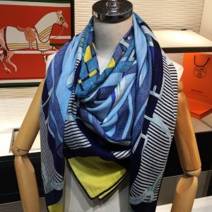 Hermès Scarf - Image 4