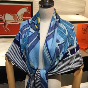 Hermès Scarf - Image 3