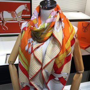 Hermès Scarf - Image 4
