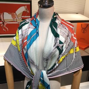 Hermès Scarf - Image 3