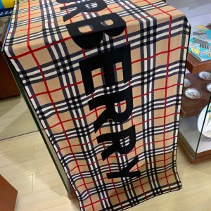 Burberry Scarf - Image 6