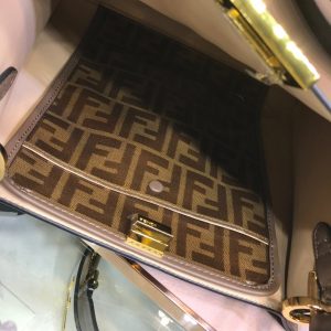 Fendi Peekaboo Bag - Image 6