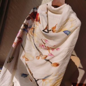 Gucci Scarf - Image 4