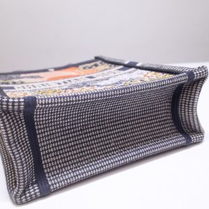 Dior Book Tote - Image 6