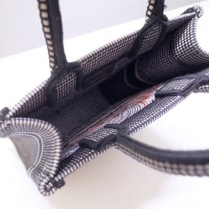 Dior Book Tote - Image 5