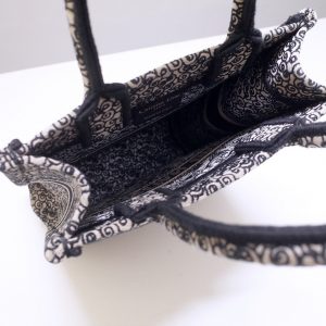 Dior Book Tote - Image 5