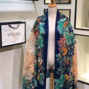 Gucci Scarf - Image 9
