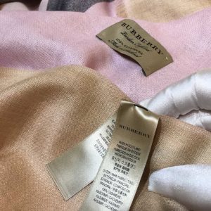 Burberry Scarf - Image 6