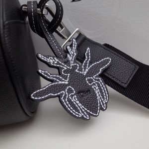 Dior Shoulder Bags - Image 9