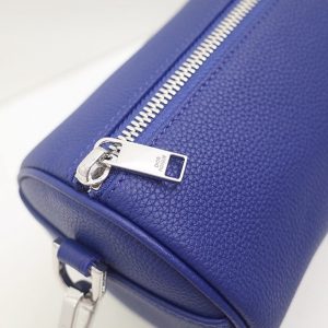 Dior Shoulder Bags - Image 5