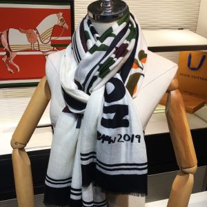 Louis Vuitton Scarf - Image 6