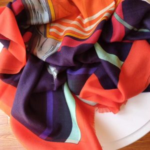 Hermès Scarf - Image 5