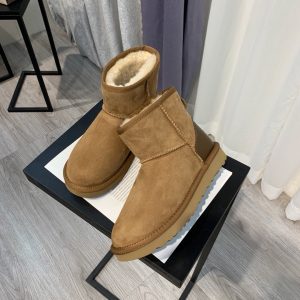 UGG boots - Image 7