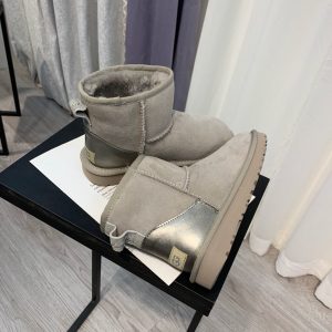 UGG boots - Image 6