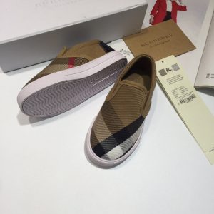 Burberry shoes - Image 7